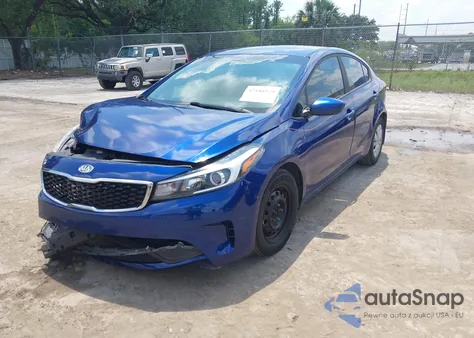 2017 Kia Forte Lx z USA, uszkodzony, nr VIN 3KPFK4A70HE141855